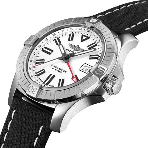 breitling avenger gmt 43|breitling avenger 43 white dial.